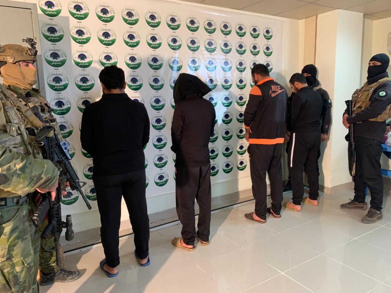 ئاڵا ھەڵکەرەکانی داعش لە سەیدسادق دەستگیرکران
