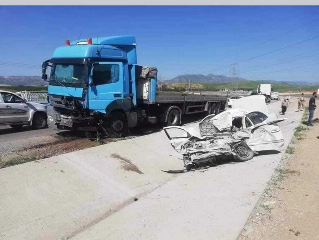 چیرۆکی تراژیدیای ئەو خێزانەی شێرپەنجە و ڕووداوی ھاتوچۆ ژیانی لێسەندن