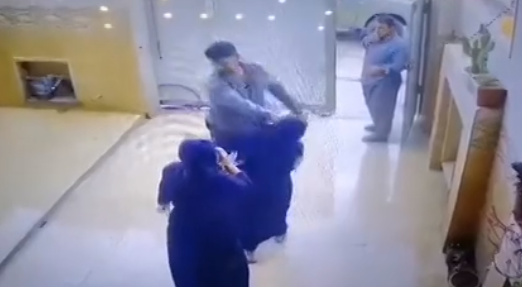 لەسەر لێدان لە دوو ژنەکە، پۆلیسی هەولێر کەسێکی دەستگیرکرد
