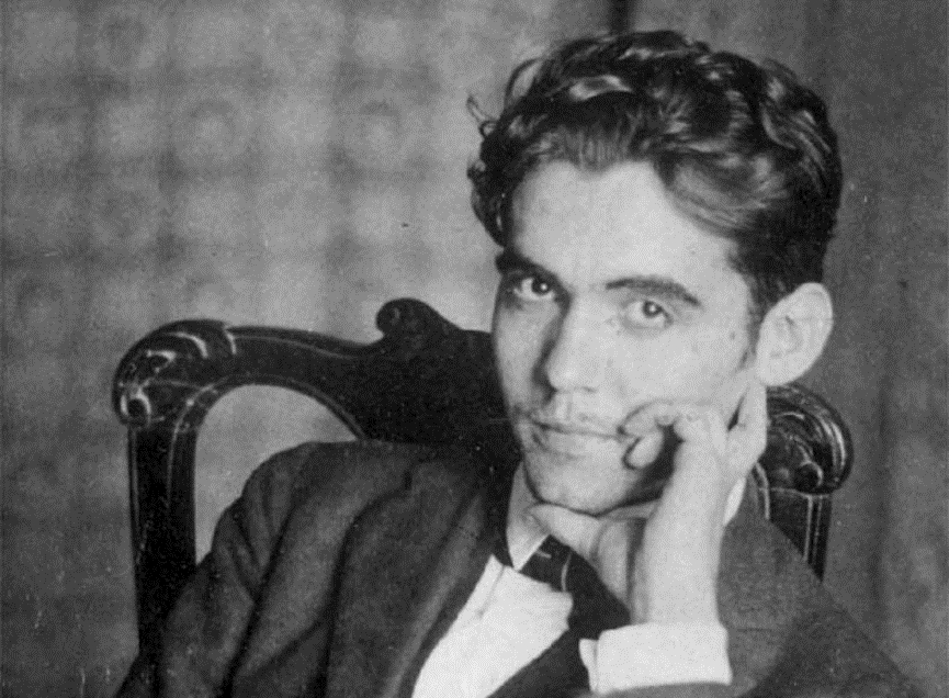 "ئەو شارەی کە ناخەوێت"
