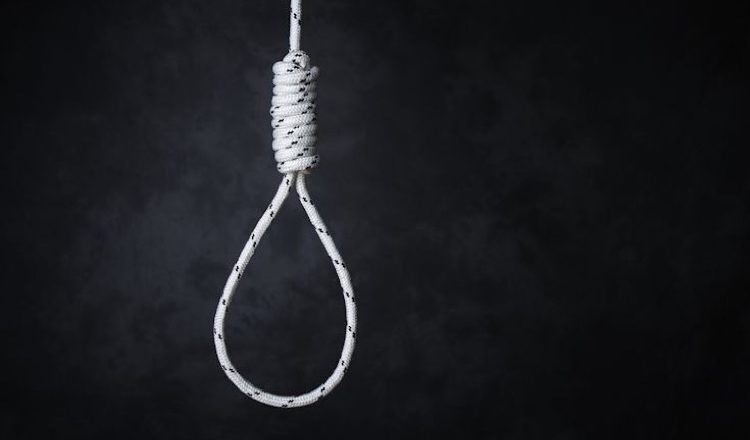 ئێرا ھەوڵ دەدات لە سێدارەدانی منداڵان نەھێڵێت