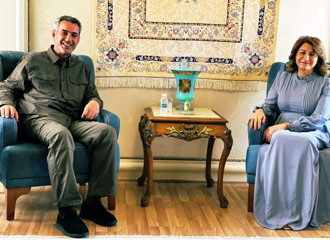 ئاڵا تاڵەبانی و سەرۆکی دەستەی حەشدی شەعبی کۆبوونەوە