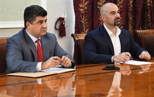 وێنە؛ نووسراوی بافڵ تاڵەبانی بۆ دوورخستنەوەی لاھور