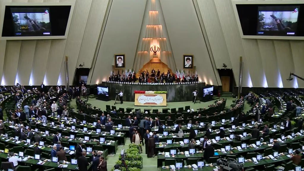 لە پەرلەمانی ئێران هەرا لەسەر مۆسیقا دروست بوو