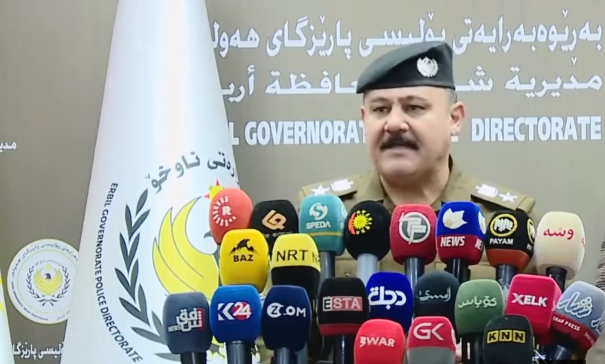 پۆلیسی هەولێر: کەسێکمان بە 9800 دۆلار و ملیۆنێک و 850 هەزار دیناری ساختەوە دەستگیرکرد