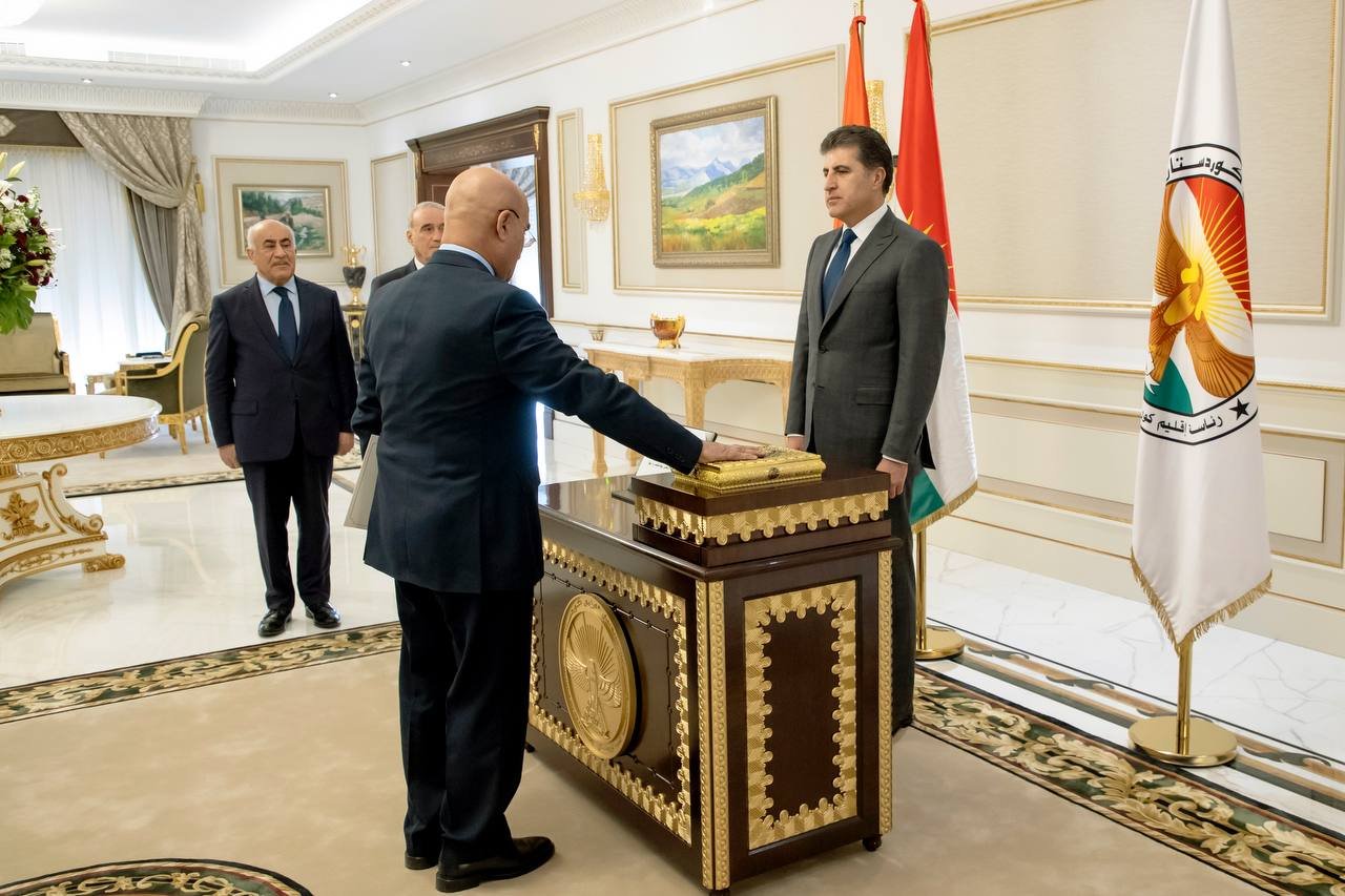 سەرۆکی داواکاری گشتی سوێندی یاسایی خوارد