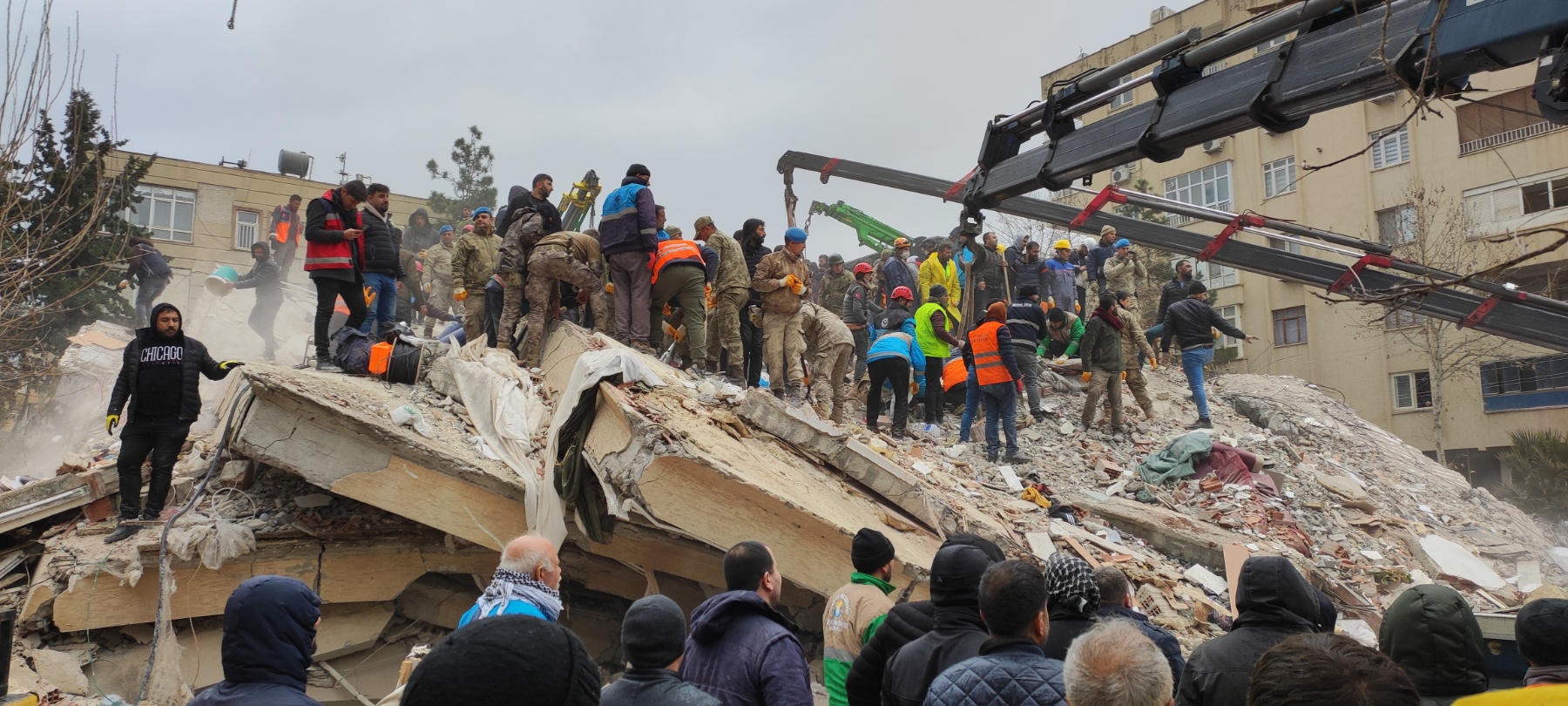 وەزارەتی تەندروستیی سوریا: لە بومەلەرزەکە 371 کەس گیانیان لەدەستداوە