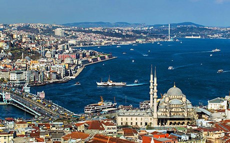بوومەلەرزەیەکی بەهێز ئیستانبوڵ دەهەژێنێت