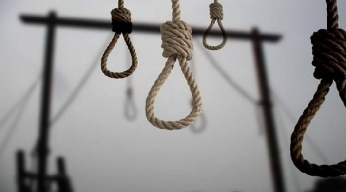 181 کورد لە ئێران لەسێدارە دەدرێن