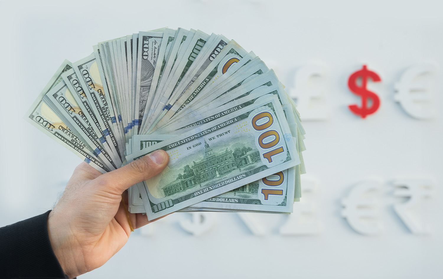 نرخی دۆلار بەشێوەیەکی بەرچاو بەرزبووەوە