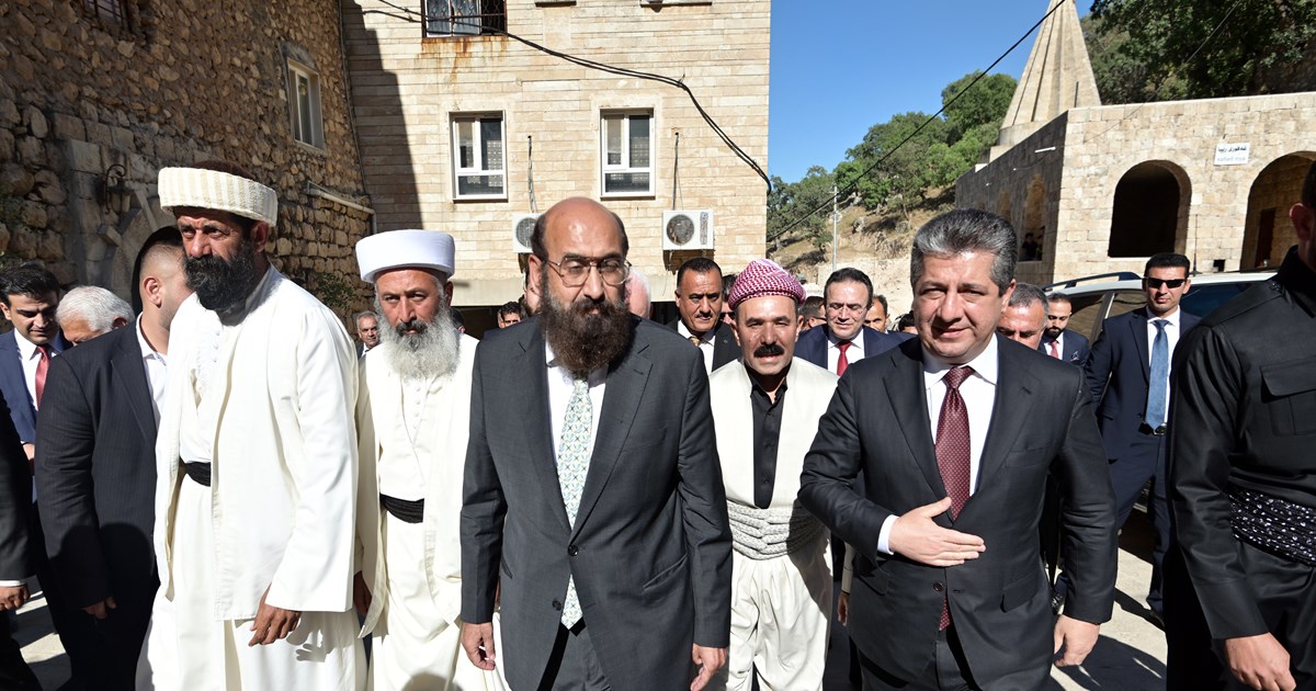 مەسرور بارزانی سەردانی پەرەستگەی لالش دەکات