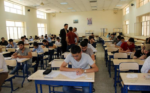 وەزارەتی پەروەردە: پرۆگرامەکانی خوێندن کەم دەکرێنەوە