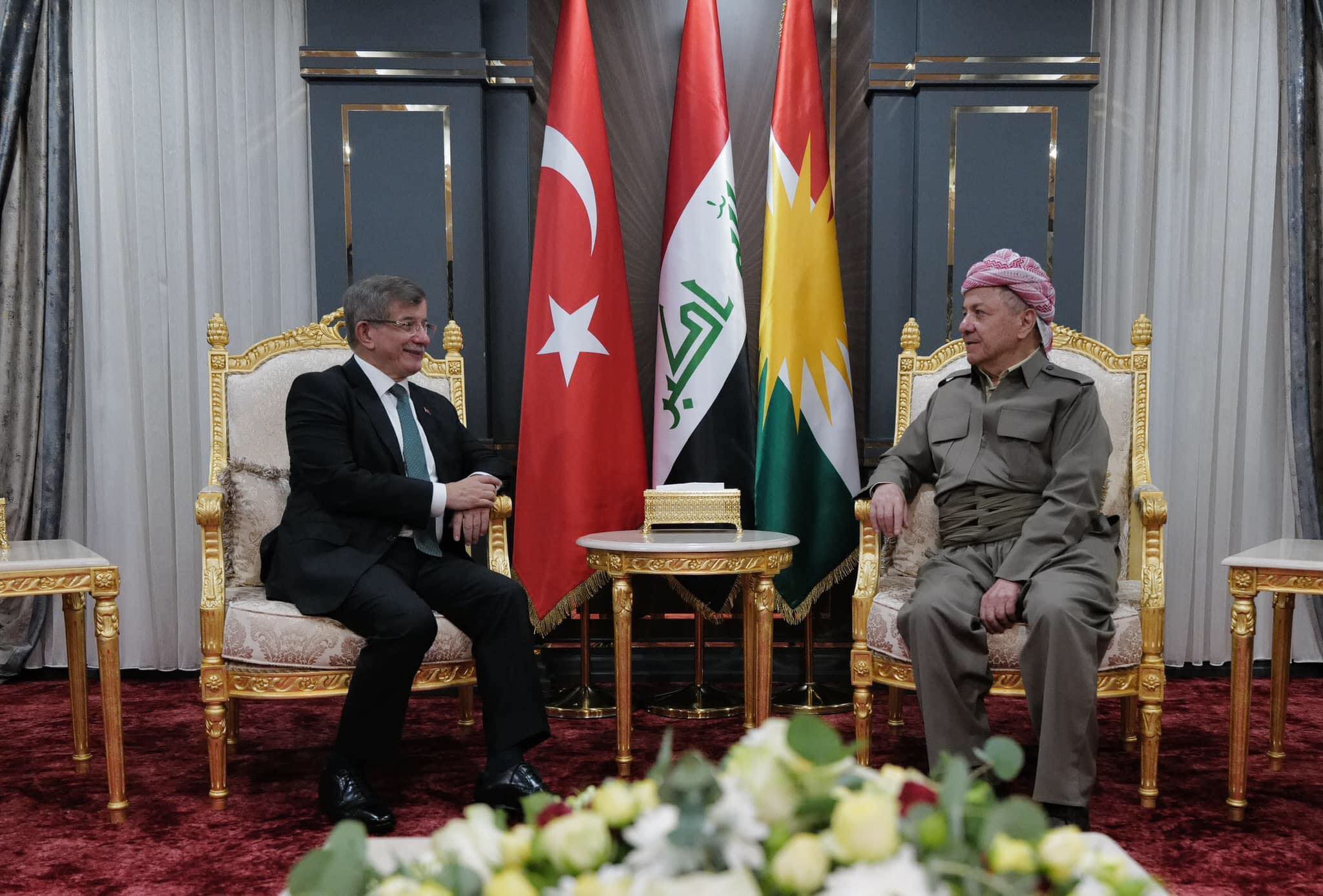 سەرۆک بارزانی لەگەڵ ئەحمەد داوود ئۆغڵو کۆبوویەوە