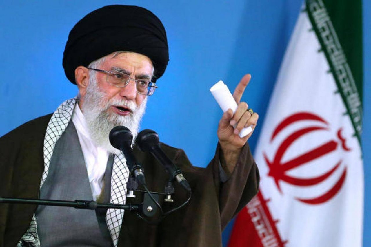 پەیامێکی تووند لە خامنەییەوە بۆ ئیسرائیل