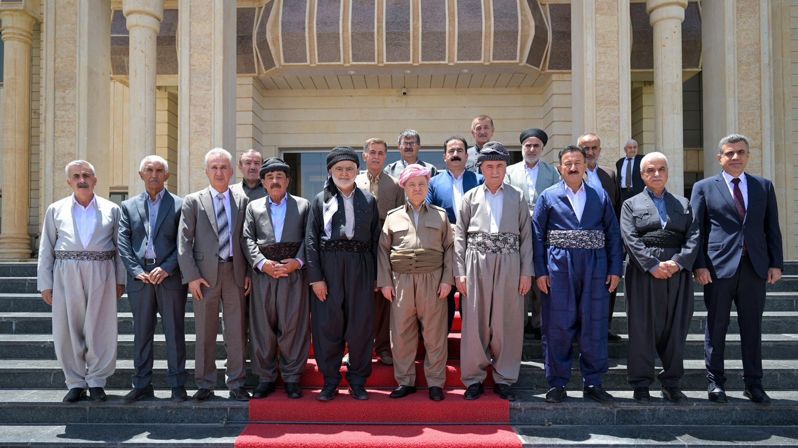 سەرۆك بارزانی پێشوازی لە ئەنجوومەنی پشتیوانیی پارێزگای هەڵەبجە دەكات