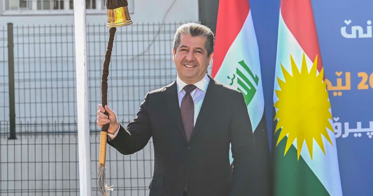 مەسرور بارزانی: سوپاسی دڵسۆزیی مامۆستایانی كوردستان دەکەم