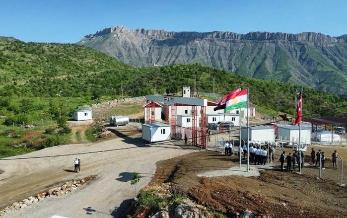 هاتووچۆکردن لە دەروازەیەکی کوردستان ڕادەگیرێت