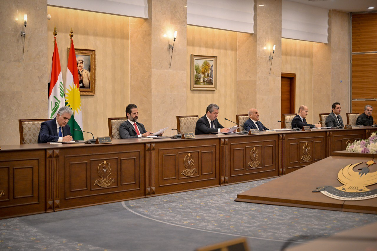 ناوەڕۆکی کۆبوونەوەی ئەنجوومەنی وەزیران لەسەر پرسی مووچە و لێخۆشبوون لە سەرپێچیی هاتووچۆ