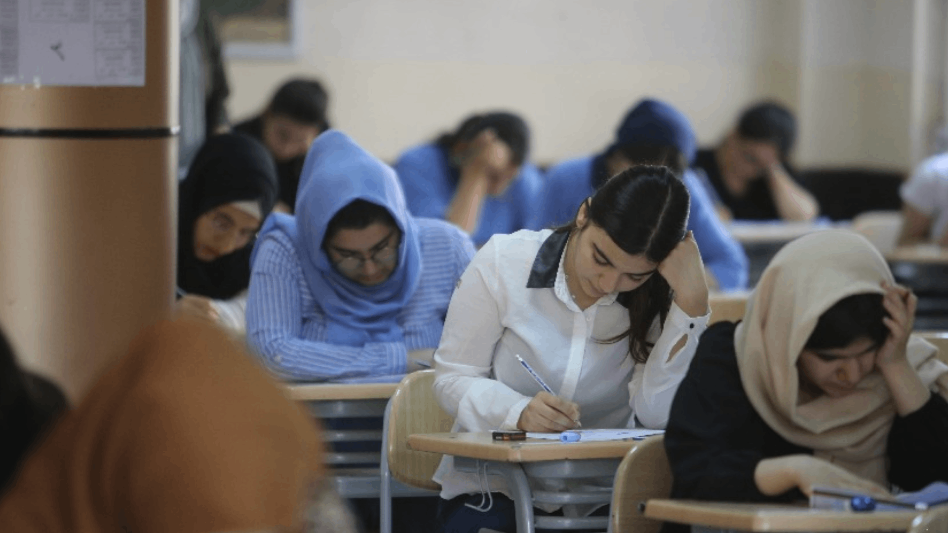 بەهۆی تاقیکردنەوەکانی سبەینێوە موبایل لە 136 هەزار و 545 کەس وەردەگیرێت