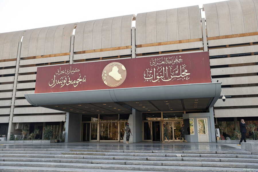 چارەنووسی کابینەی وزاریی نوێی عێراق لە نێوان پشووی پەرلەمان و سازانی لایەنەکاندا
