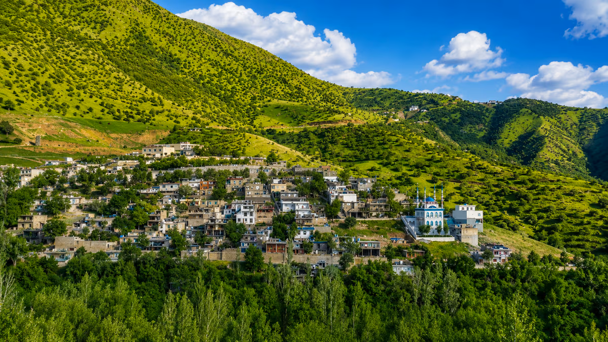 بیارە بەربژێرە بۆ باشترین گوندی گەشتیاری لە جیهاندا