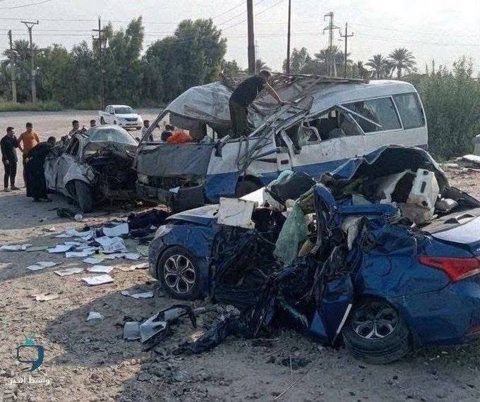 لە رووداوێکی هاتووچۆ 10 کەس دەبنە قوربانی