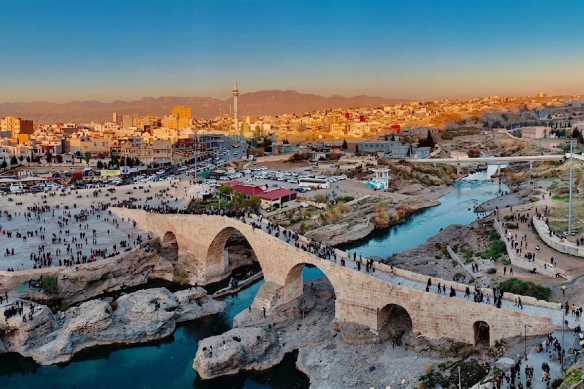 مەرجی سەرەکی کارکردن لە زاخۆ زمانی کوردییە
