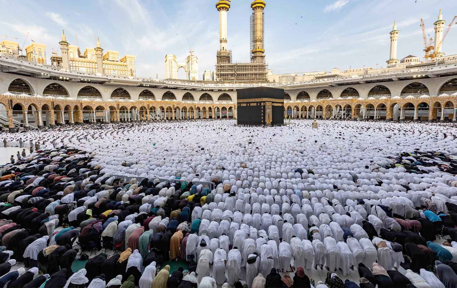 ئەمڕۆ تیروپشک بۆ ناوی حاجیان دەکرێت