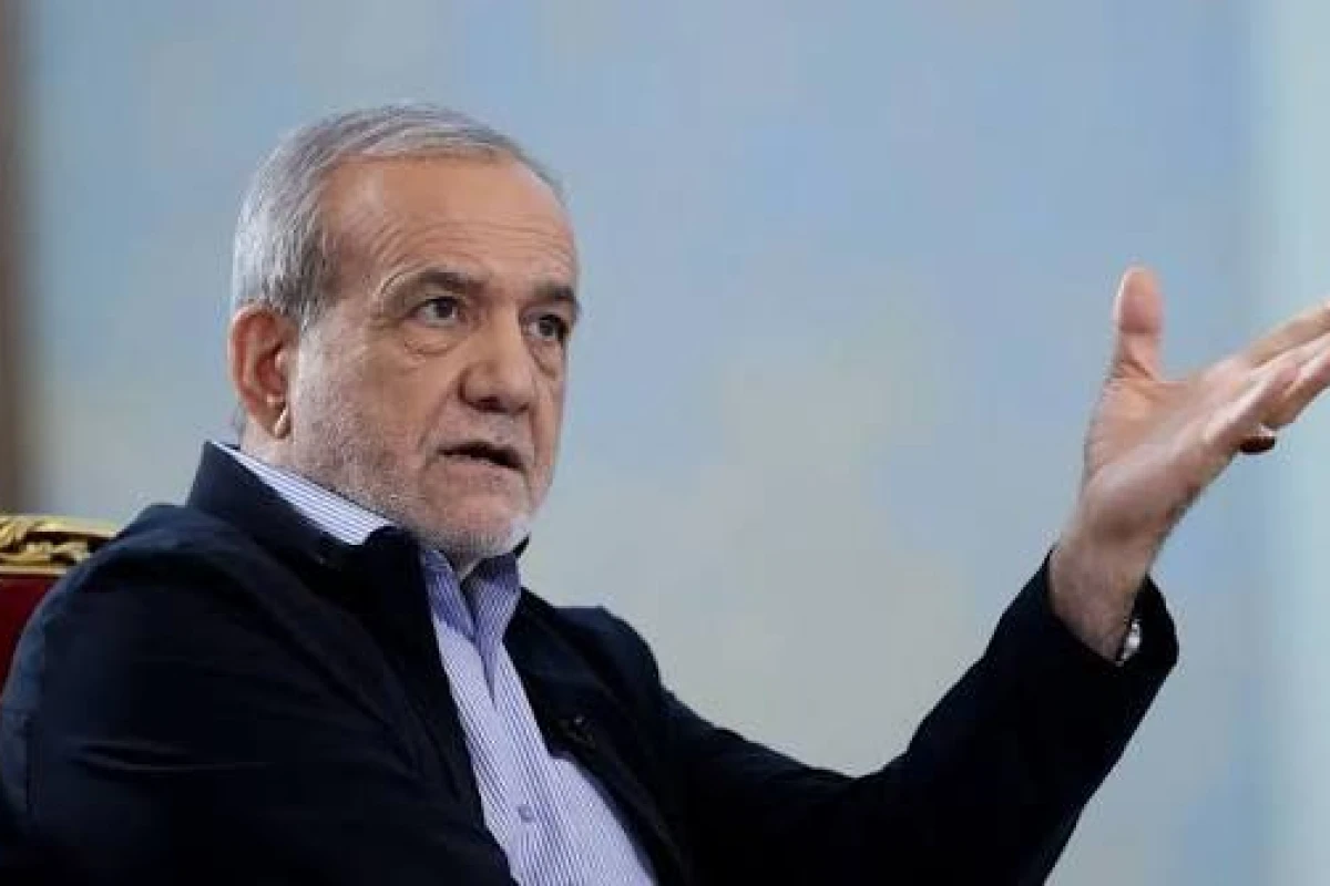 مەسعود پزیشکیان: هەر کات دەچینە سەر مێزی دانوستان، ئەمریکا هێرشمان دەکاتە سەر