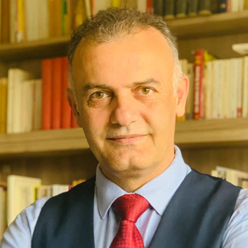 عادل باخەوان